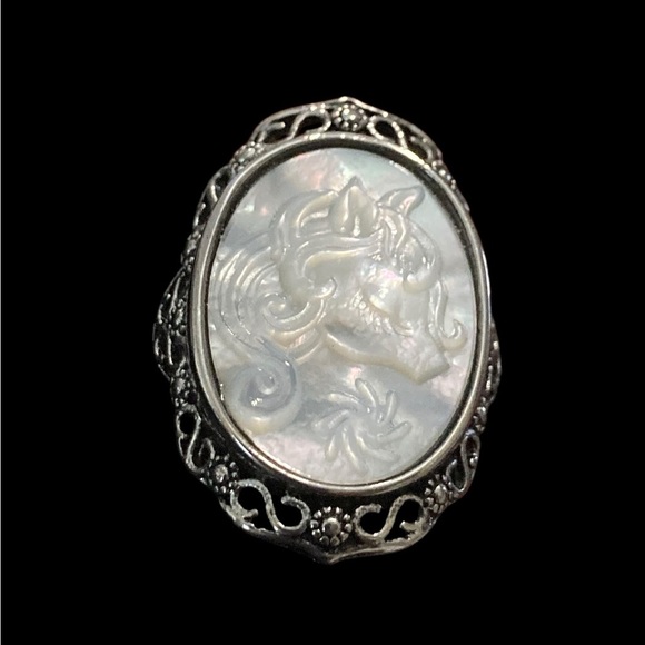 Vintage-Inspired Genuine Mother Pearl Unicorn Cameo Adjustable Ornate Ring - Picture 1 of 8